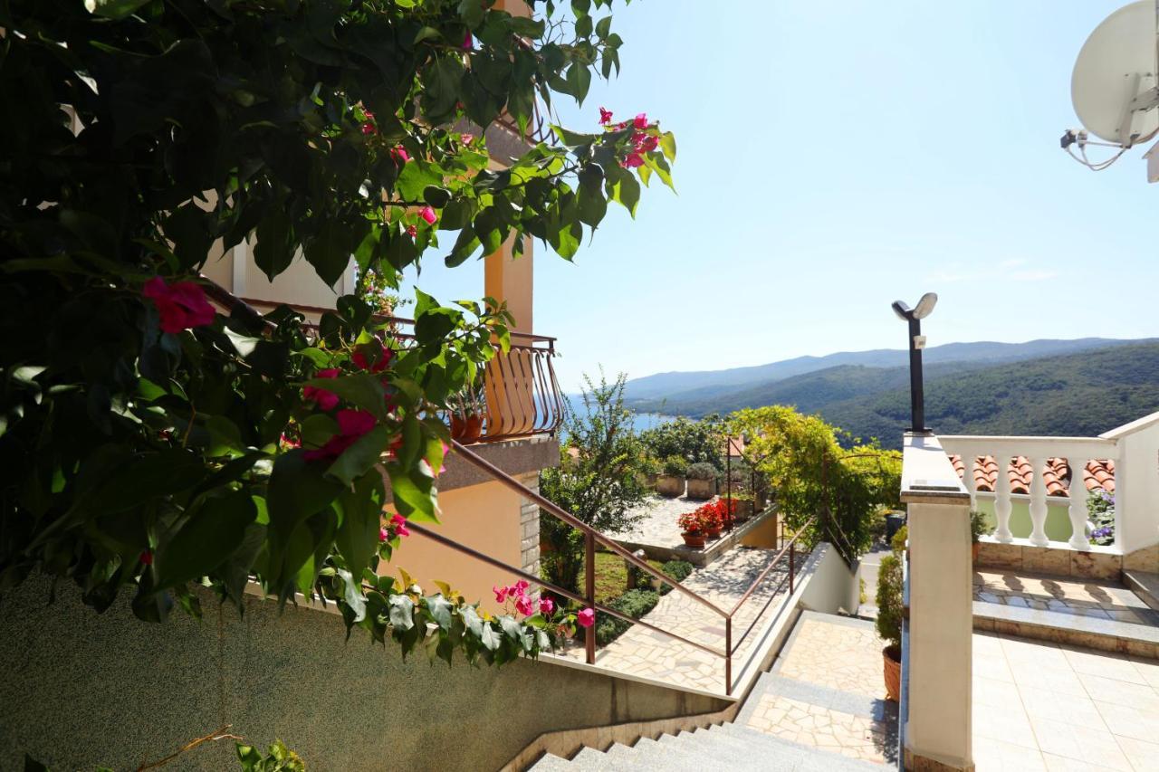 Greenhouse Family Apartments Rabac Exterior foto