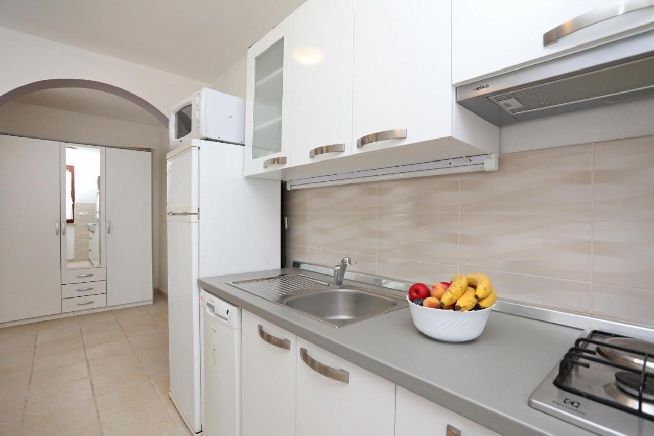 Greenhouse Family Apartments Rabac Exterior foto